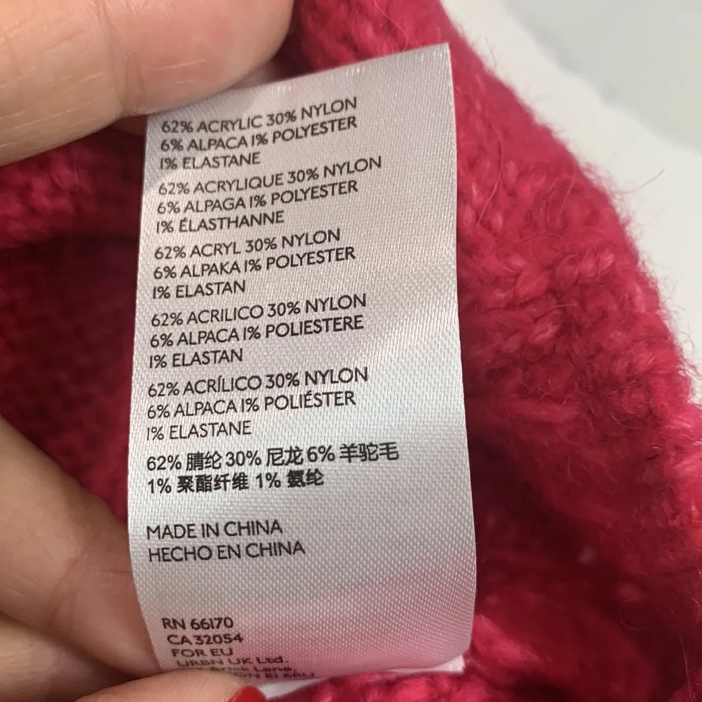 Urban Outfitters Pink V-Neck Crop Sweater - Picture 5 of 6